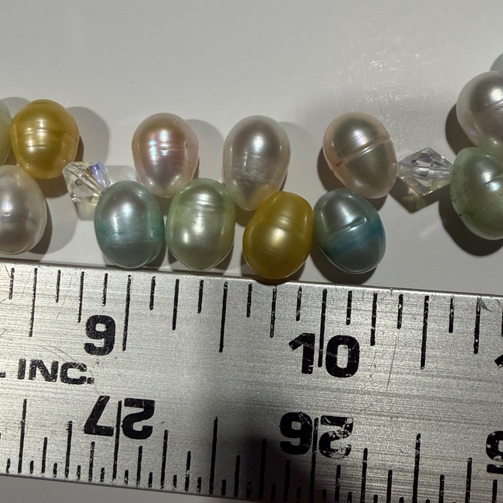 Unique Multicolor 16” Freshwater Pearl Choker Necklace - Picture 3 of 3